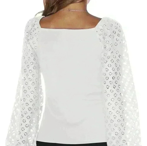 Women's  Top - Picture 1 of 2